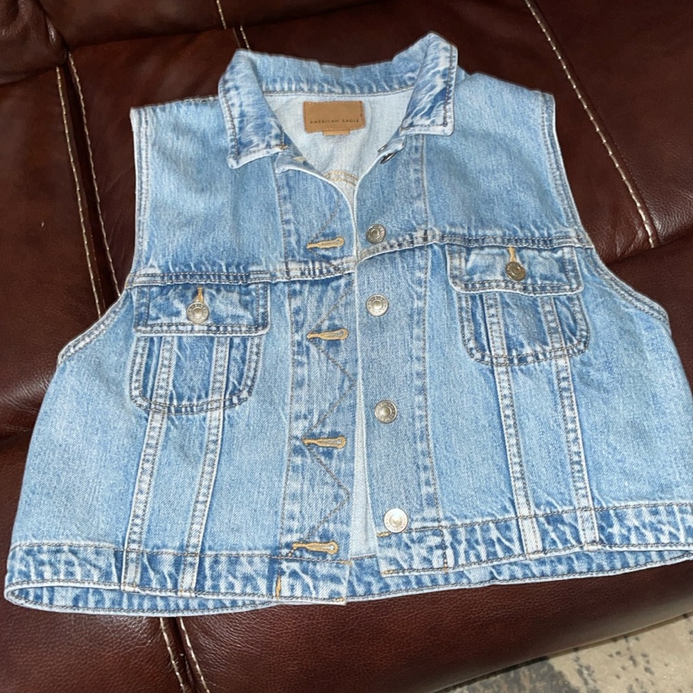 American Eagle Vest